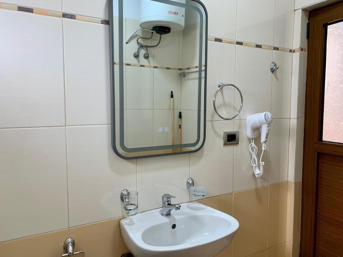Bardhi Apts ساراندا المظهر الخارجي الصورة