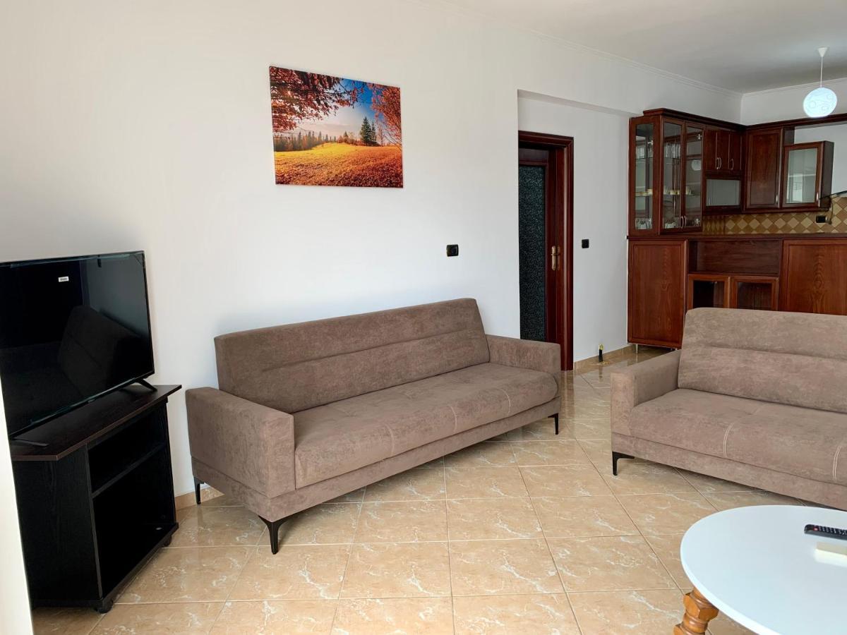 Bardhi Apts ساراندا المظهر الخارجي الصورة